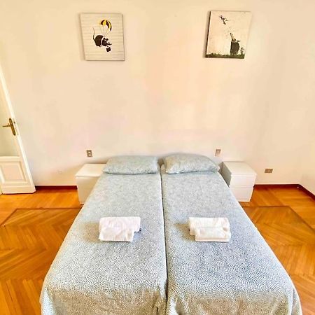 In Centro10 Minuti Dal Duomo Apartment Milano Ngoại thất bức ảnh