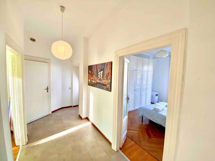 In Centro10 Minuti Dal Duomo Apartment Milano Ngoại thất bức ảnh