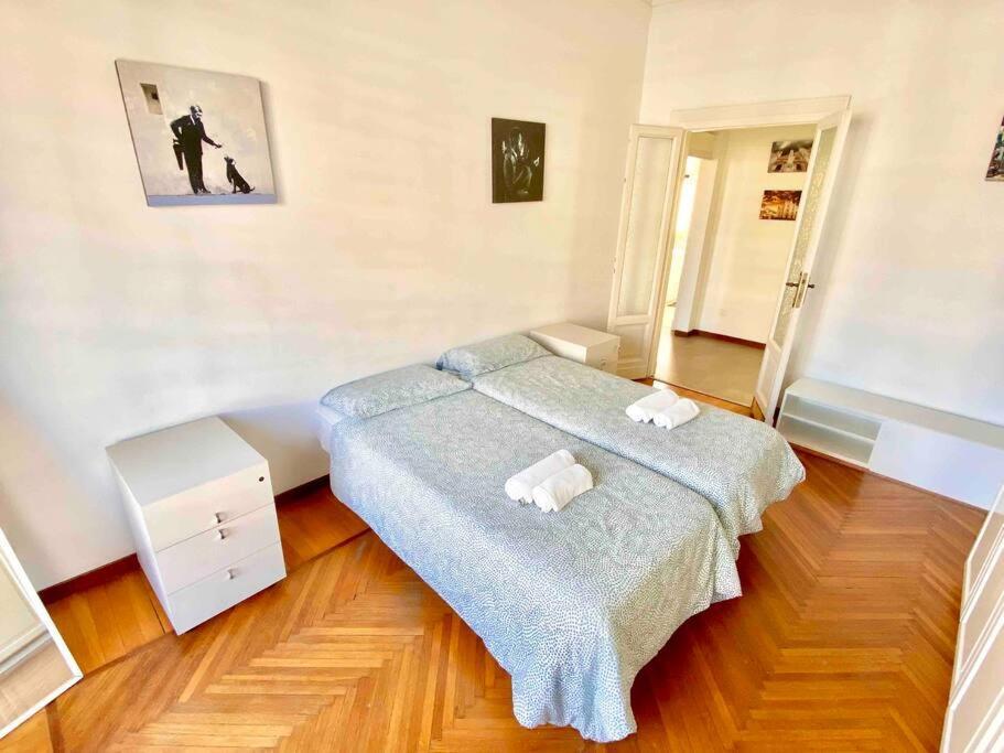 In Centro10 Minuti Dal Duomo Apartment Milano Ngoại thất bức ảnh