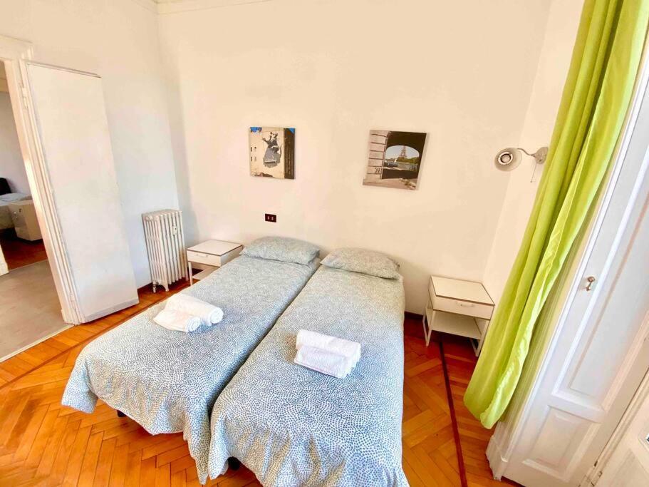 In Centro10 Minuti Dal Duomo Apartment Milano Ngoại thất bức ảnh